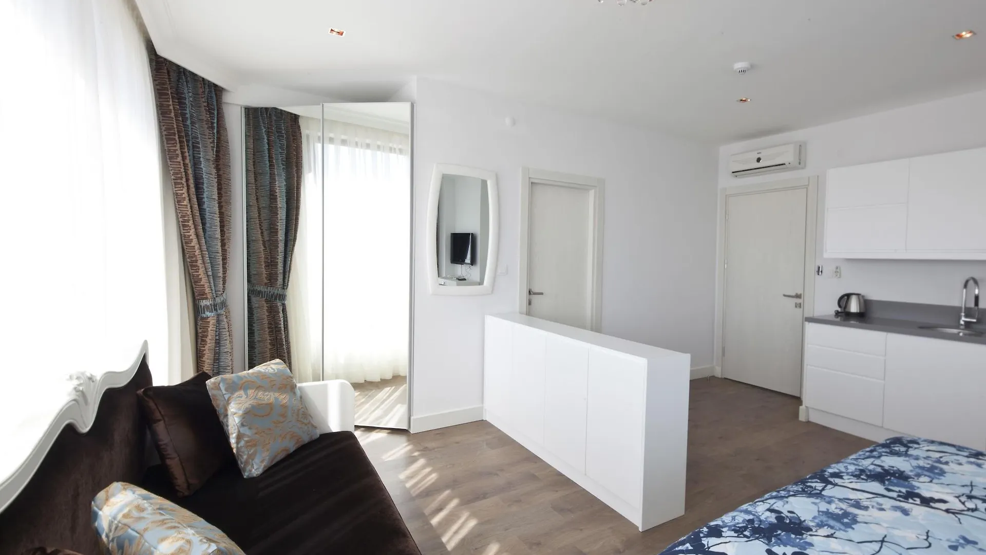 Molton Kabatas Hotel Estambul
